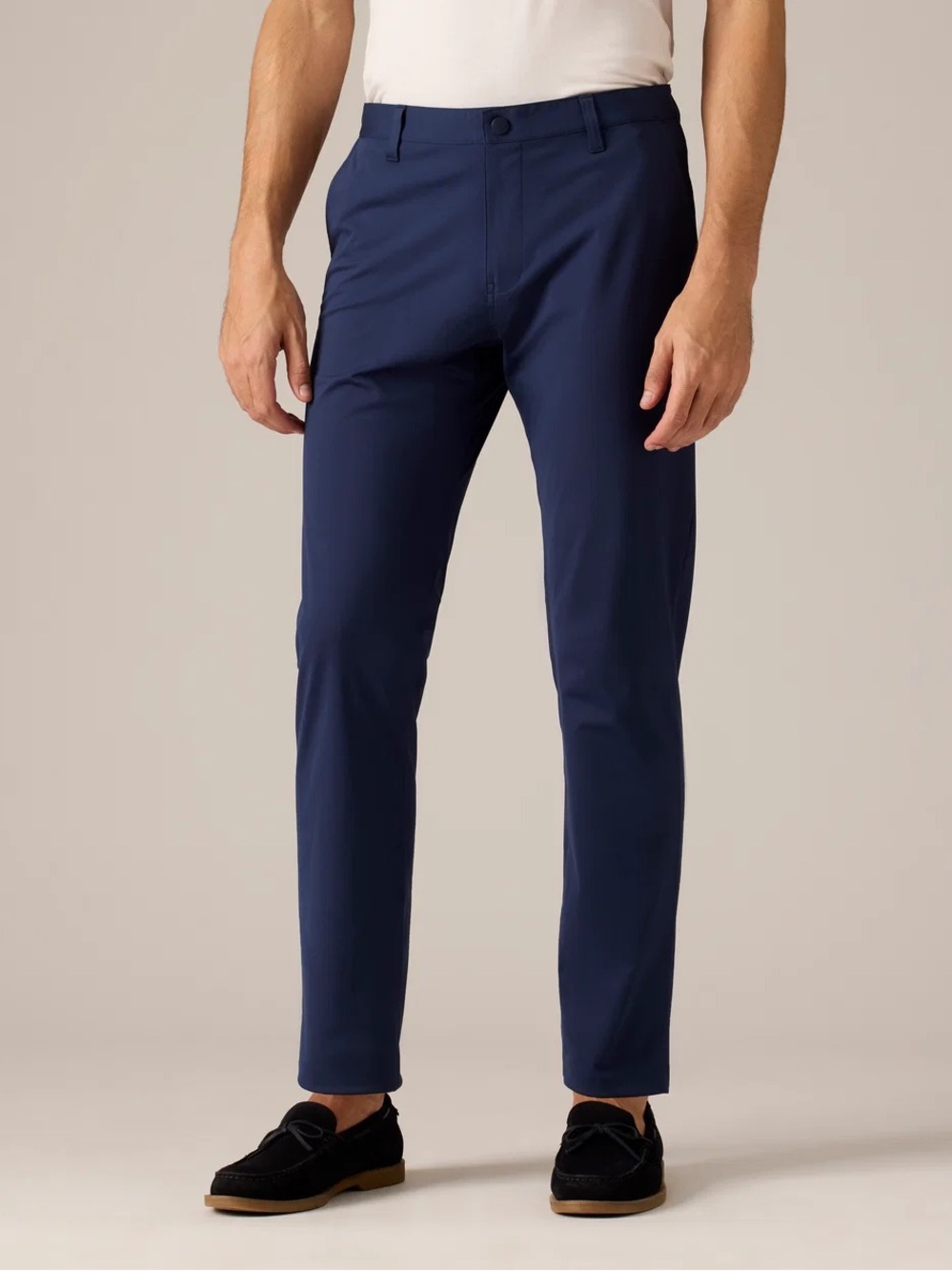 Rhone Commuter Pant Classic in Navy Size 33